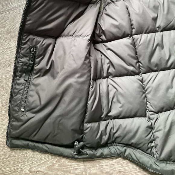 Misty Mountain Down vest - Picture 5 of 6